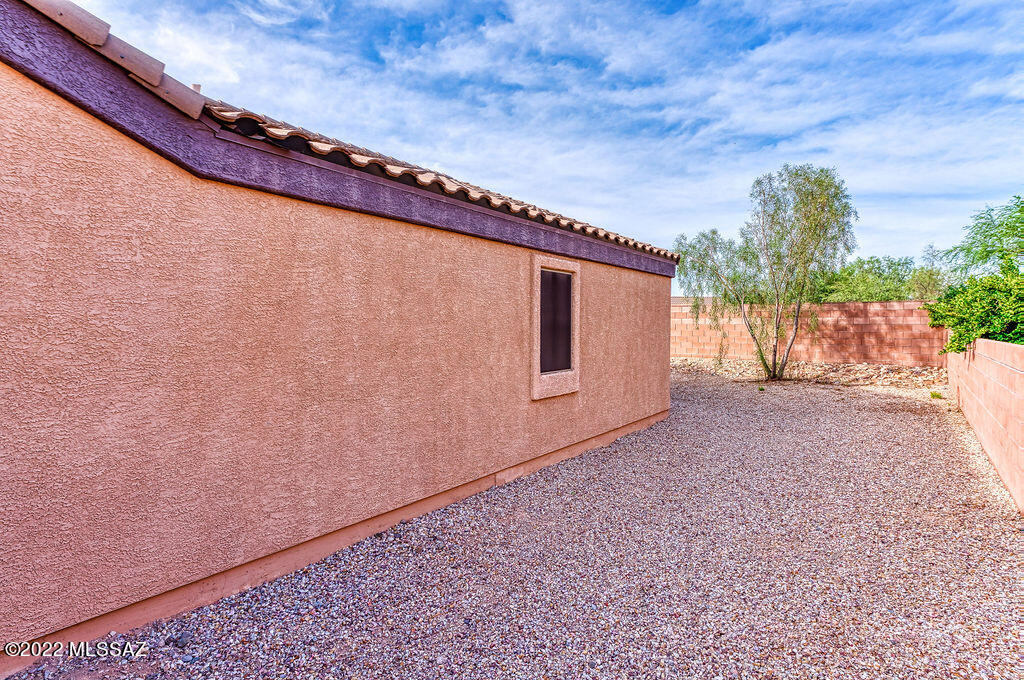 7758 East Jack Oak Road Tucson, AZ 85756 - Photo 5 of 27