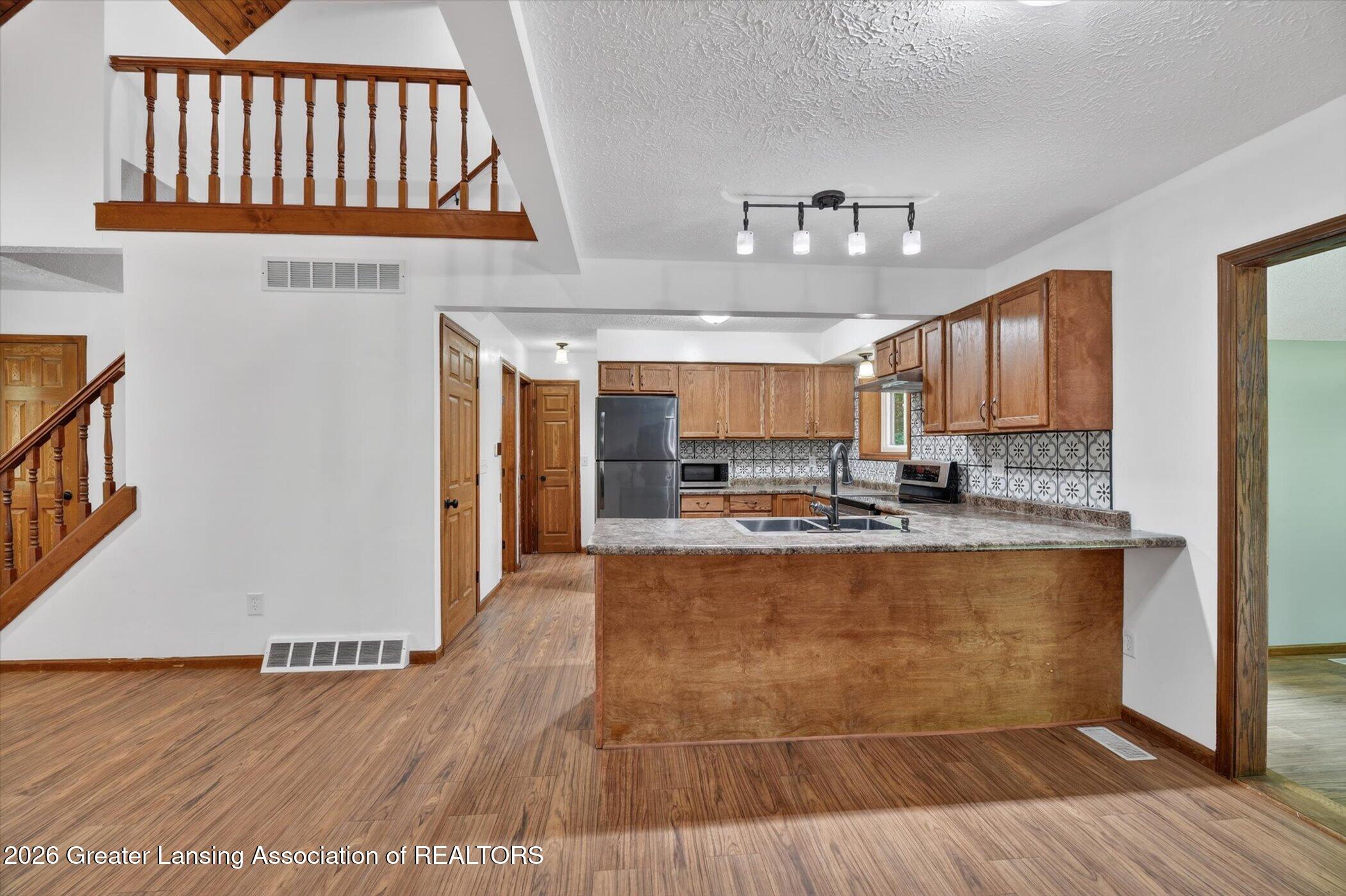 1515 Haslett Road Williamston, MI 48895 - Photo 13 of 63 13-DSC_4365