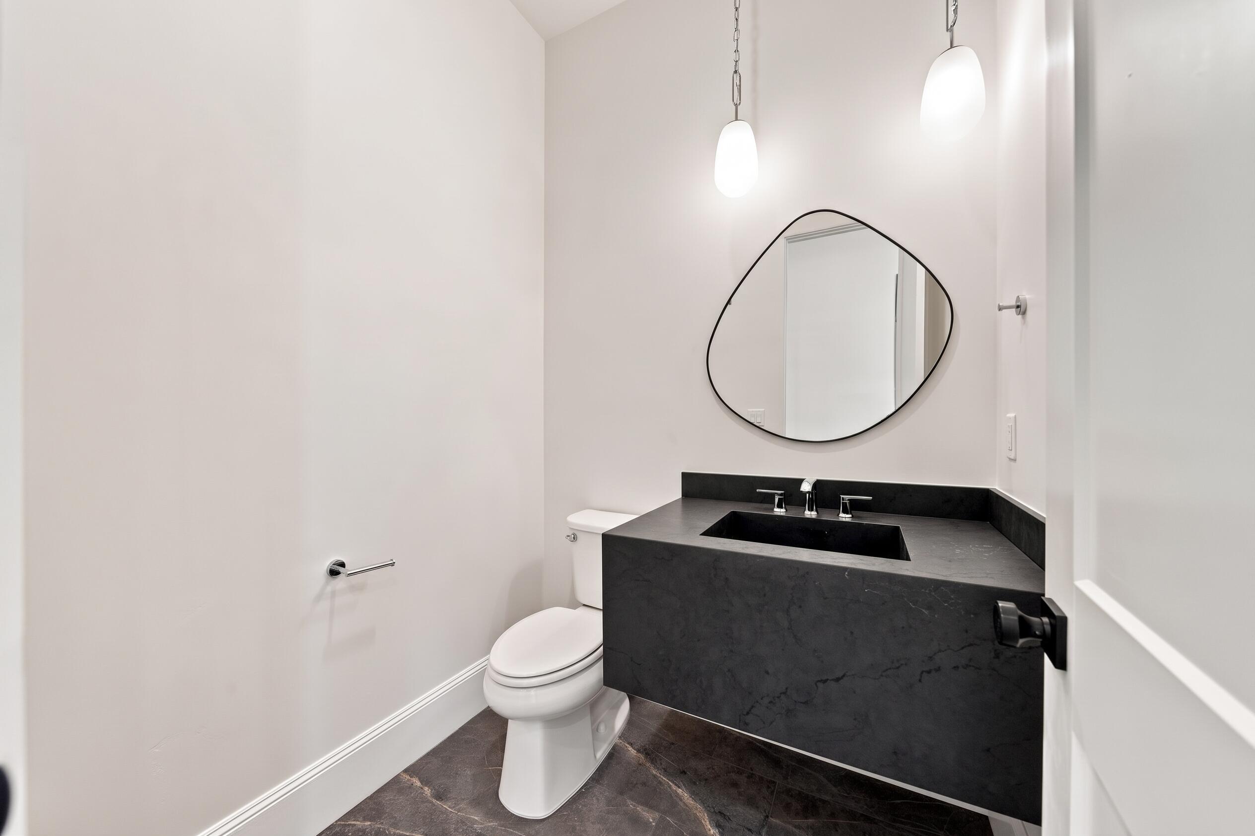 218 Colima Road, Unit 143 Washington, UT 84780 - Photo 8 of 39 Bathroom(2)