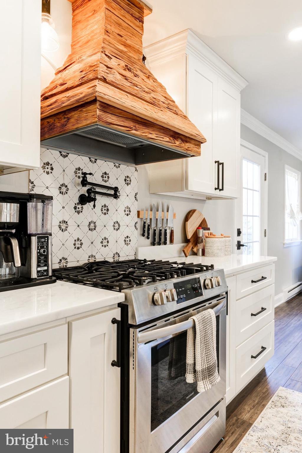512 Spring House Road Camp Hill, PA 17011 - Photo 11 of 69 Gallery Image 11