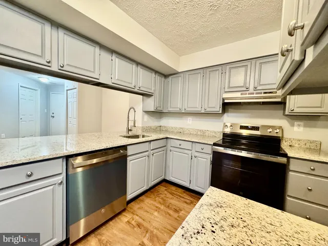 $2,100 | 12201 St Peter Court, Unit D, Germantown, MD 20874