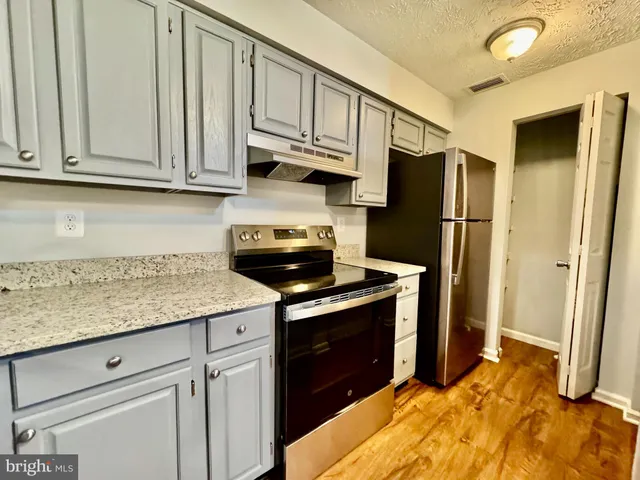$2,100 | 12201 St Peter Court, Unit D, Germantown, MD 20874
