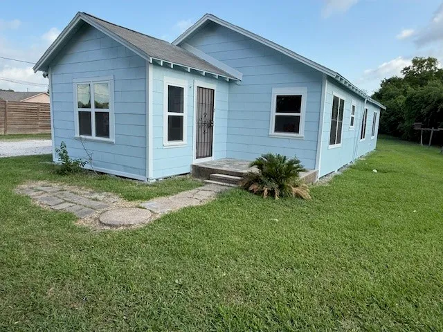 $1,800 | 4822 West Cedar Bayou Lynchburg Road, Baytown, TX 77521