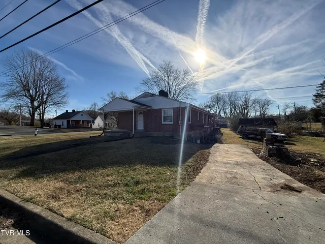 $260,000 | 1411 East Watauga Avenue, Johnson City, TN 37601