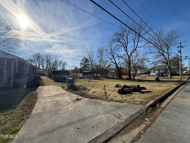 $260,000 | 1411 East Watauga Avenue, Johnson City, TN 37601