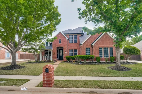 $650,000 | 1014 Amesbury Drive, Murphy, TX 75094