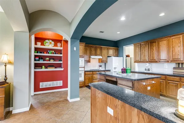 $650,000 | 1014 Amesbury Drive, Murphy, TX 75094