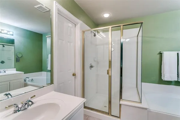 $650,000 | 1014 Amesbury Drive, Murphy, TX 75094