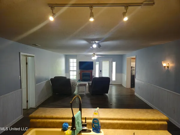 $155,000 | 142 Mosley Drive, Pope, MS 38658