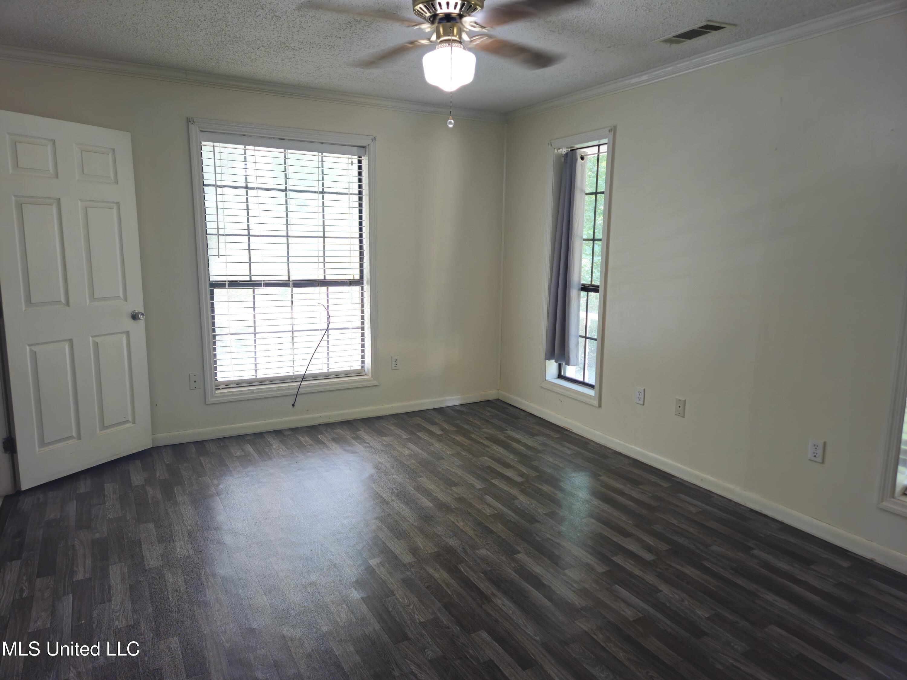 142 Mosley Drive Pope, MS 38658 - Photo 15 of 25 142 Mosley (23)