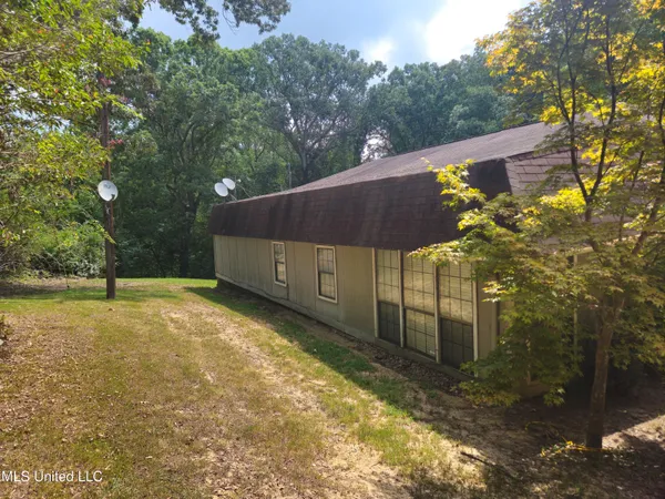 $155,000 | 142 Mosley Drive, Pope, MS 38658