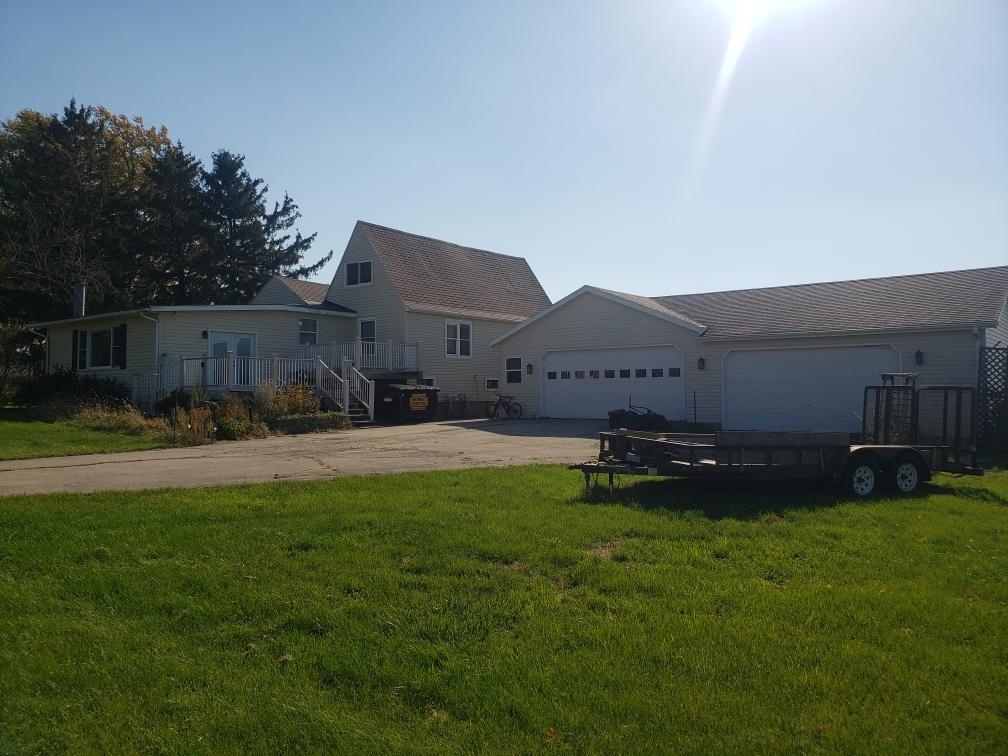 603 East Currier Road Freeport, IL 61032 - Photo 3 of 24