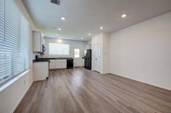 $1,950 | 25414 Katy Gate Lane, Katy, TX 77493