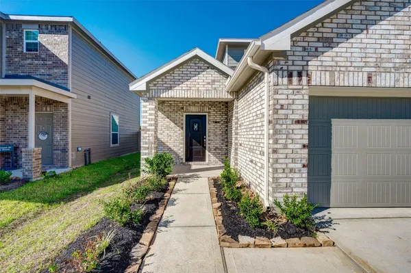 $1,950 | 25414 Katy Gate Lane, Katy, TX 77493