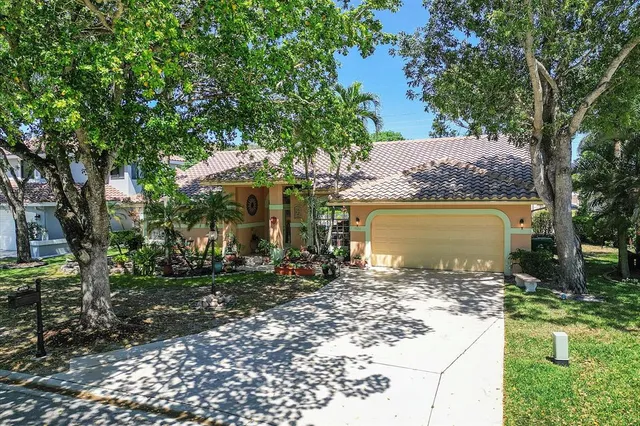 $769,000 | 4636 Rothschild Drive, Coral Springs, FL 33067
