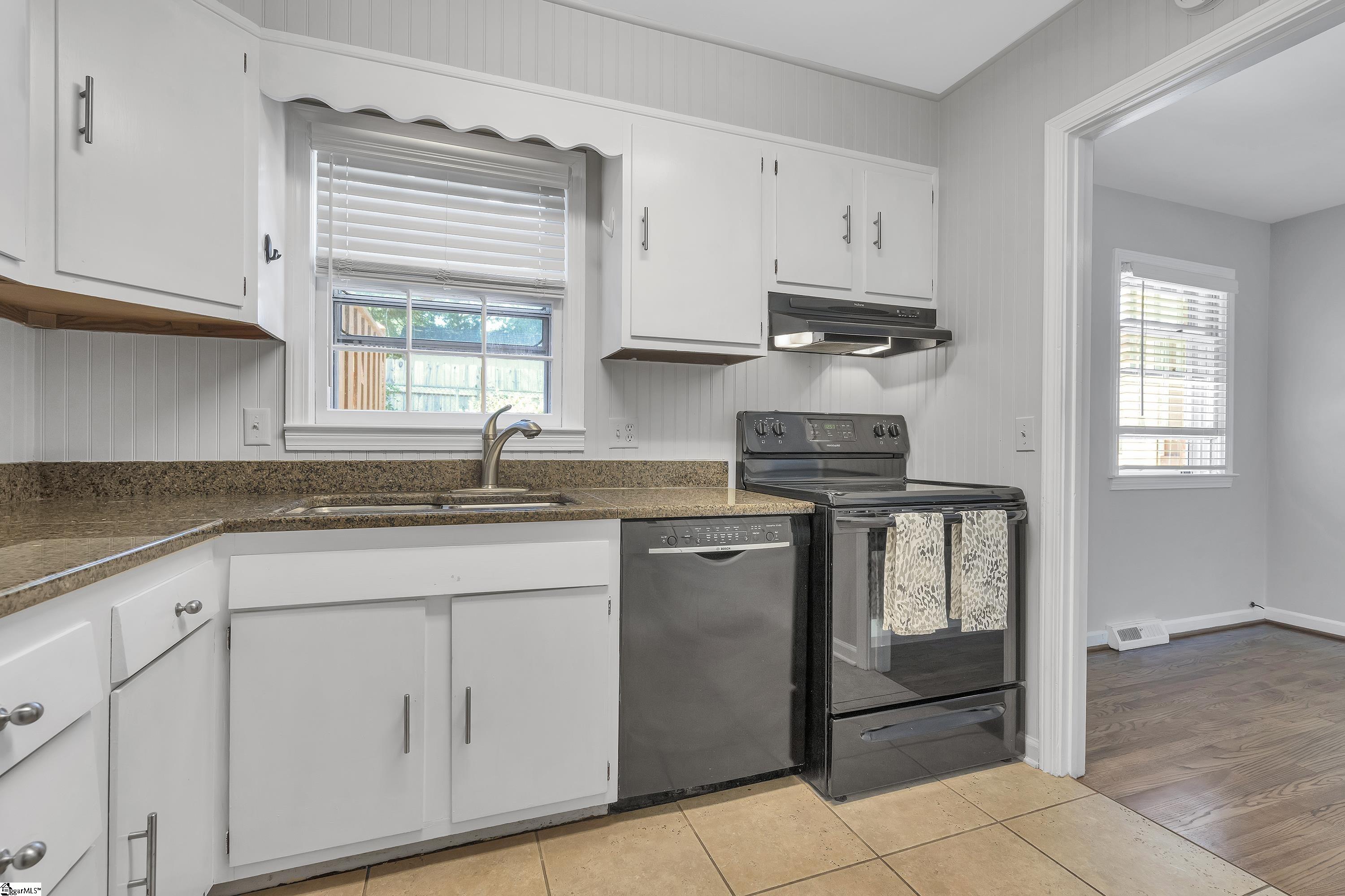 815 Edwards Road, Unit 79 Greenville, SC 29615 - Photo 7 of 15 Gallery Image 7