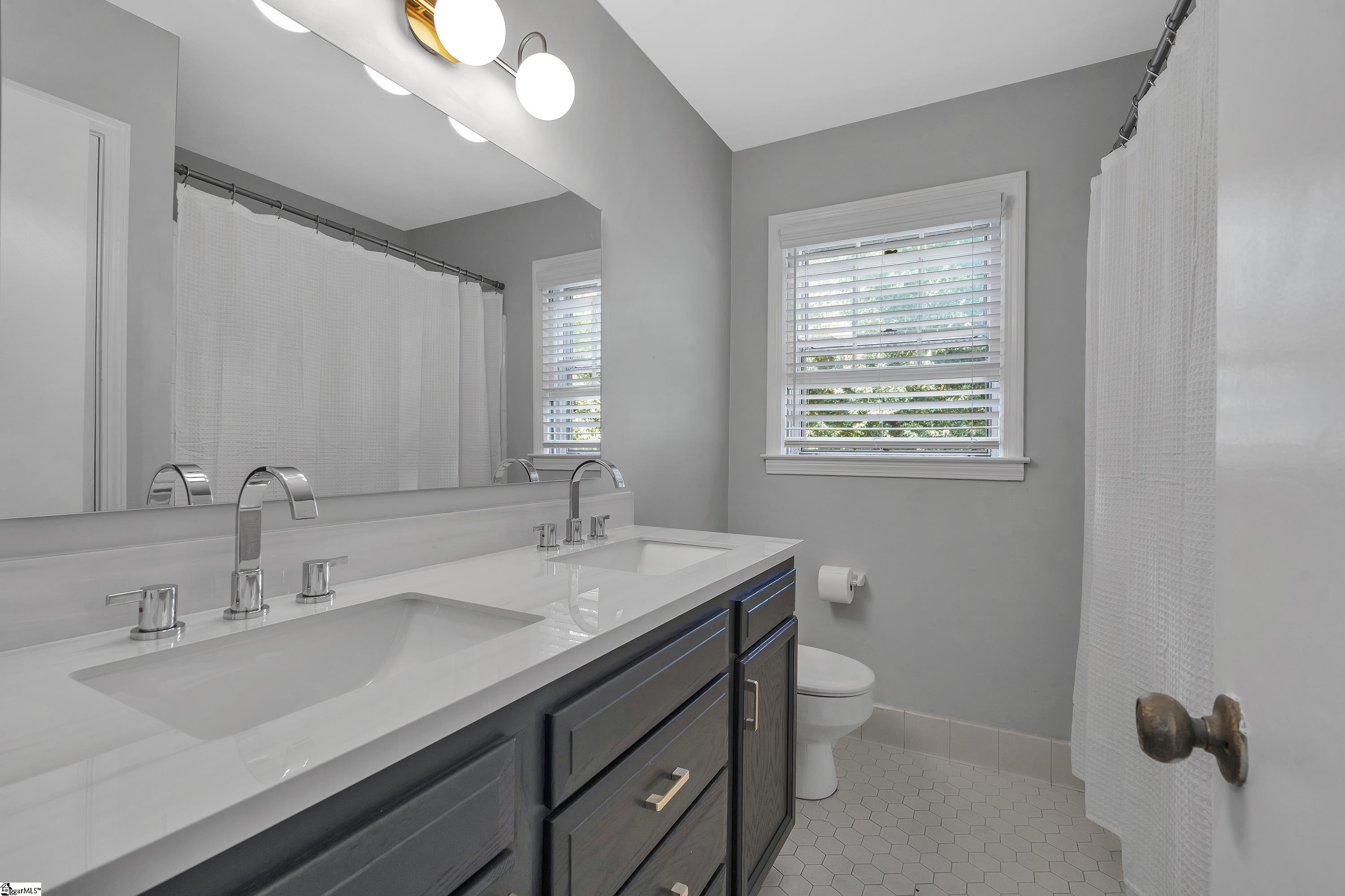815 Edwards Road, Unit 79 Greenville, SC 29615 - Photo 10 of 15 Gallery Image 10