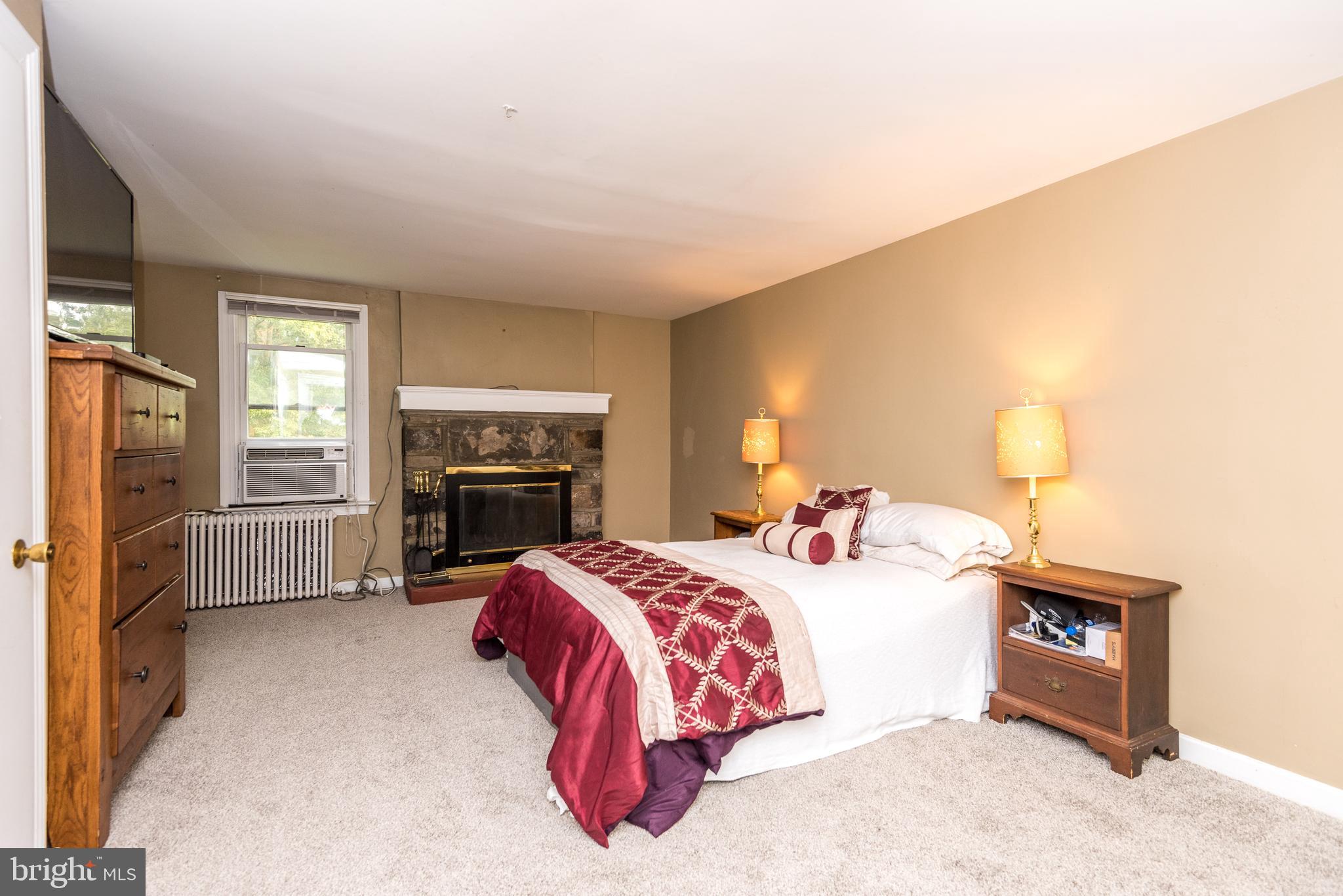 218 North Ridge Road Perkasie, PA 18944 - Photo 11 of 28 Spacious Master Bedroom