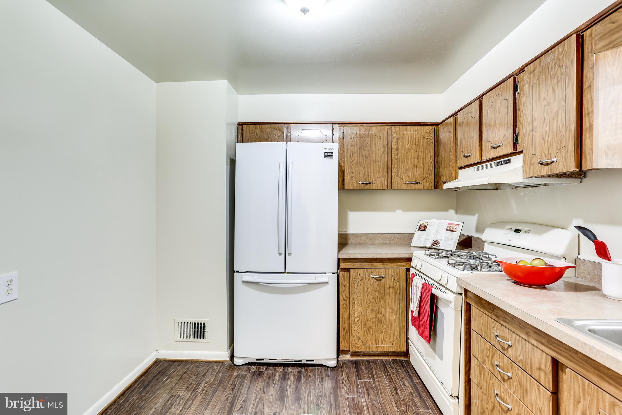5648 Braxfield Road Halethorpe, MD 21227 - Photo 10 of 26 Kitchen