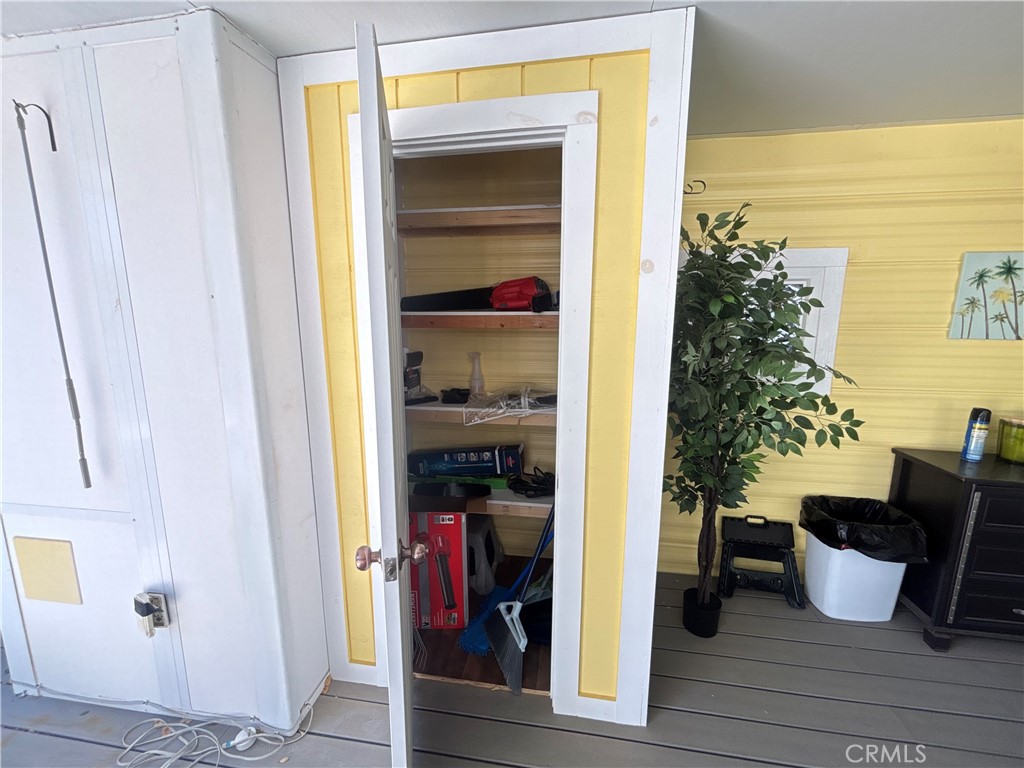 31130 South General Kearny Road, Unit 172 Temecula, CA 92591 - Photo 31 of 49 Storage closet on deck