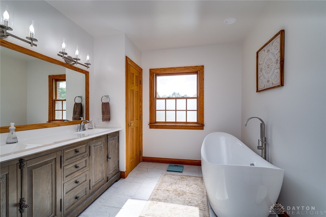 5533 Basore Road Trotwood, OH 45426 - Photo 41 of 100