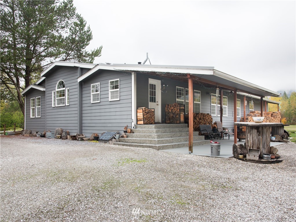 8941 Heady Road Maple Falls, WA 98266 - Photo 6 of 40 a view of a house with backyard