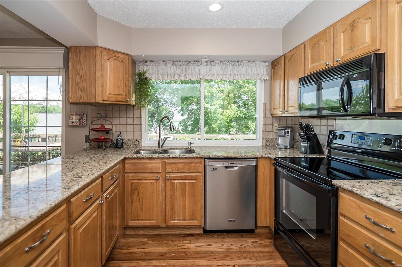 504 Oakton Ridge Court Ballwin, MO 63021 - Photo 15 of 38 Gallery Image 15