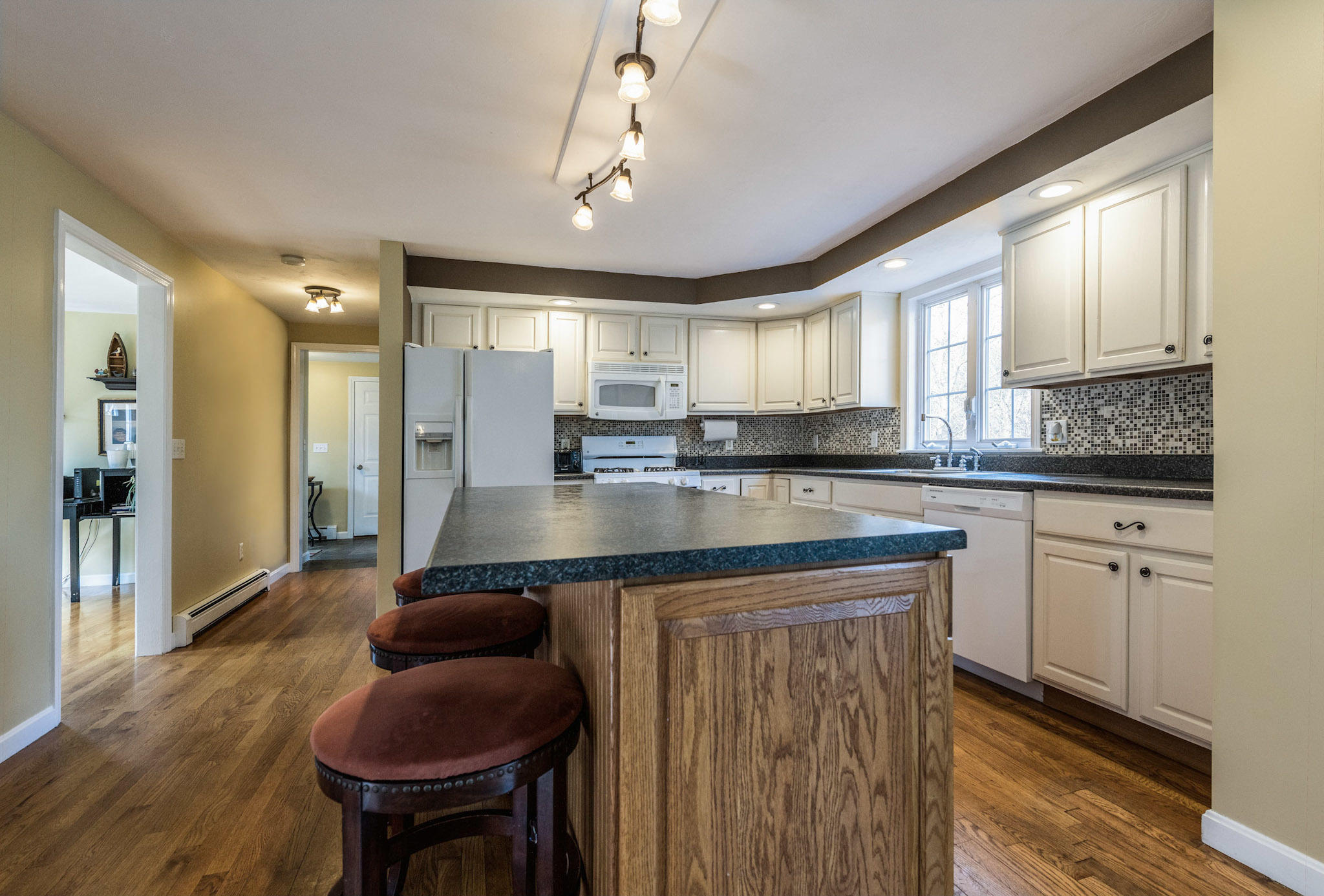 12 Grand Oak Road Forestdale, MA 02644 - Photo 5 of 5 401de1a2cab0fd7d0bebcdcec704e0b6
