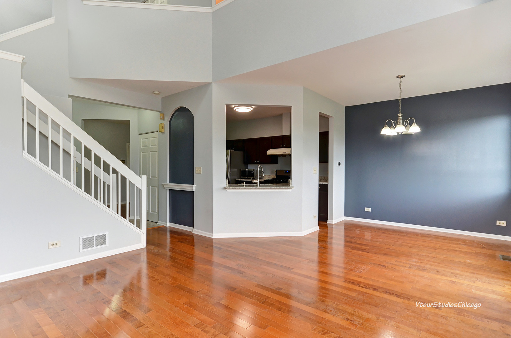 5451 Elizabeth Place Rolling Meadows, IL 60008 - Photo 11 of 34 a view of interior and hall with wooden floor