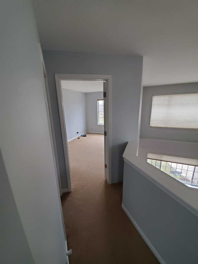 5451 Elizabeth Place Rolling Meadows, IL 60008 - Photo 16 of 34 a view of livingroom with furniture