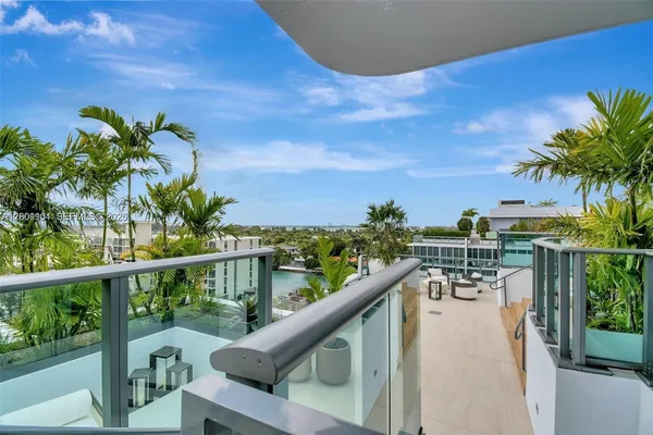 $11,500 | 9901 West Bay Harbor Drive, Unit 401, Bay Harbor Islands, FL 33154