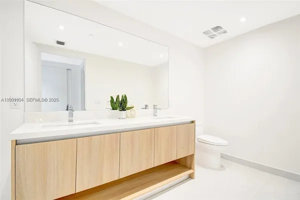 $11,500 | 9901 West Bay Harbor Drive, Unit 401, Bay Harbor Islands, FL 33154