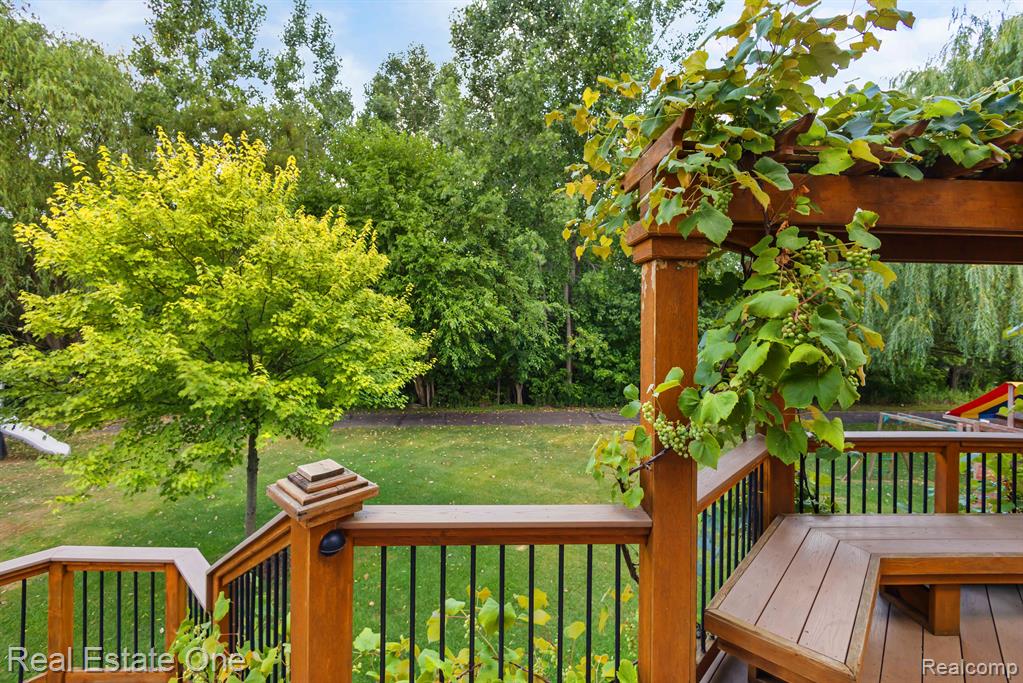 3446 Connors Drive Rochester Hills, MI 48307 - Photo 11 of 50