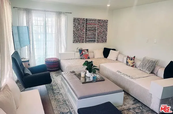 $3,695 | 4770 Edgewood Place, Los Angeles, CA 90019