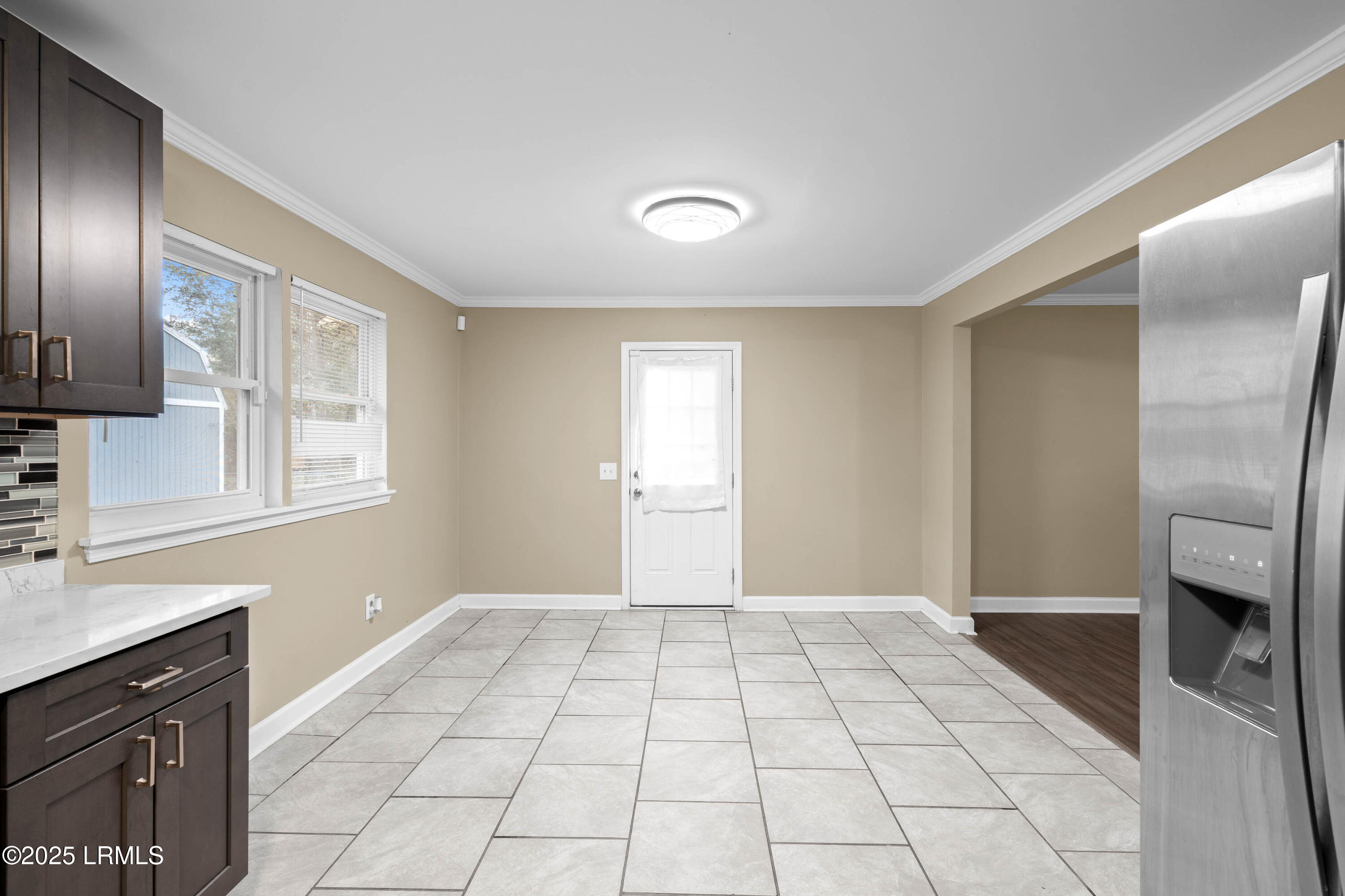 257 Shanklin Road Beaufort, SC 29906 - Photo 13 of 35 257 Shanklin-31