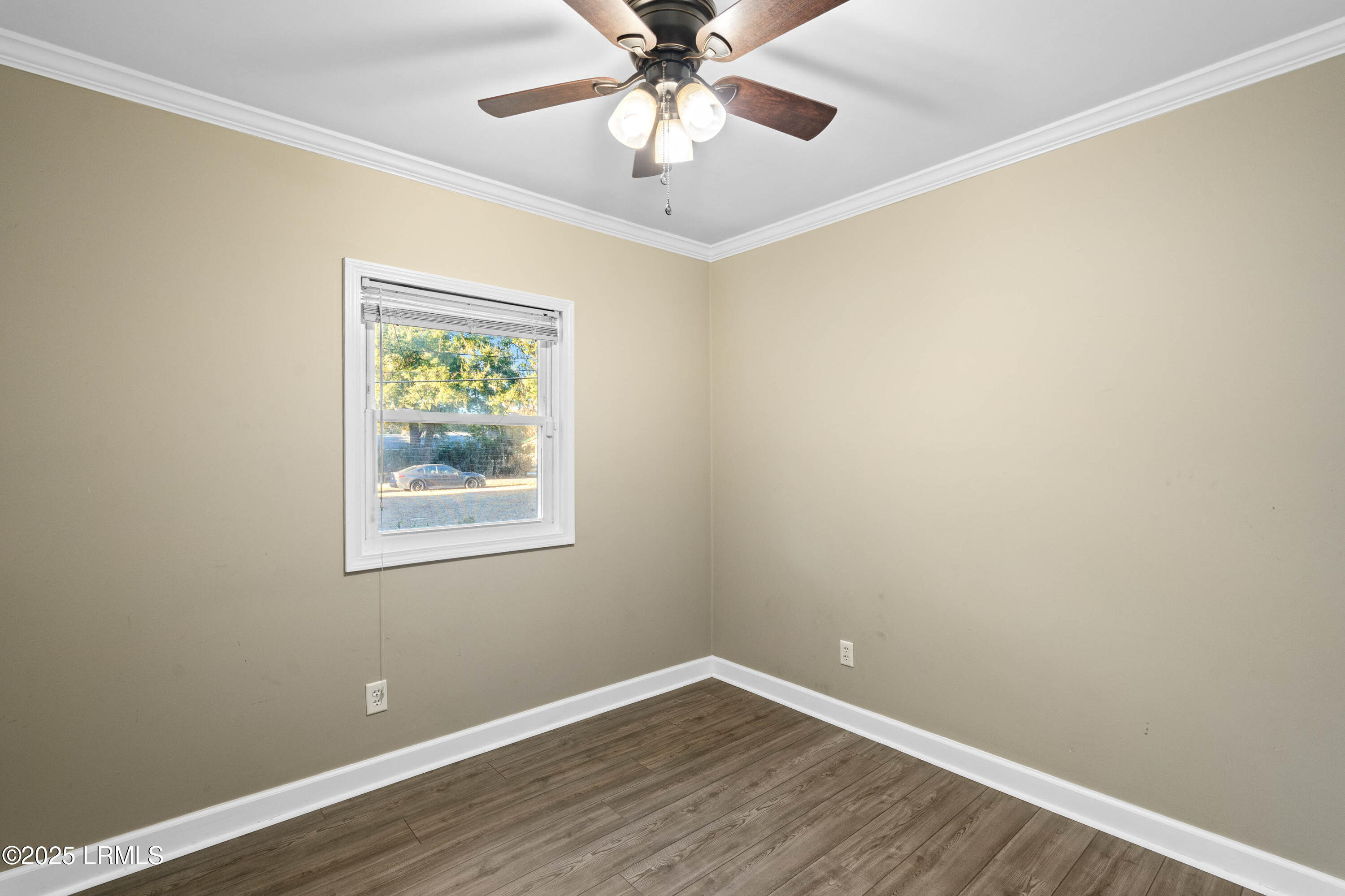 257 Shanklin Road Beaufort, SC 29906 - Photo 19 of 35 257 Shanklin-16