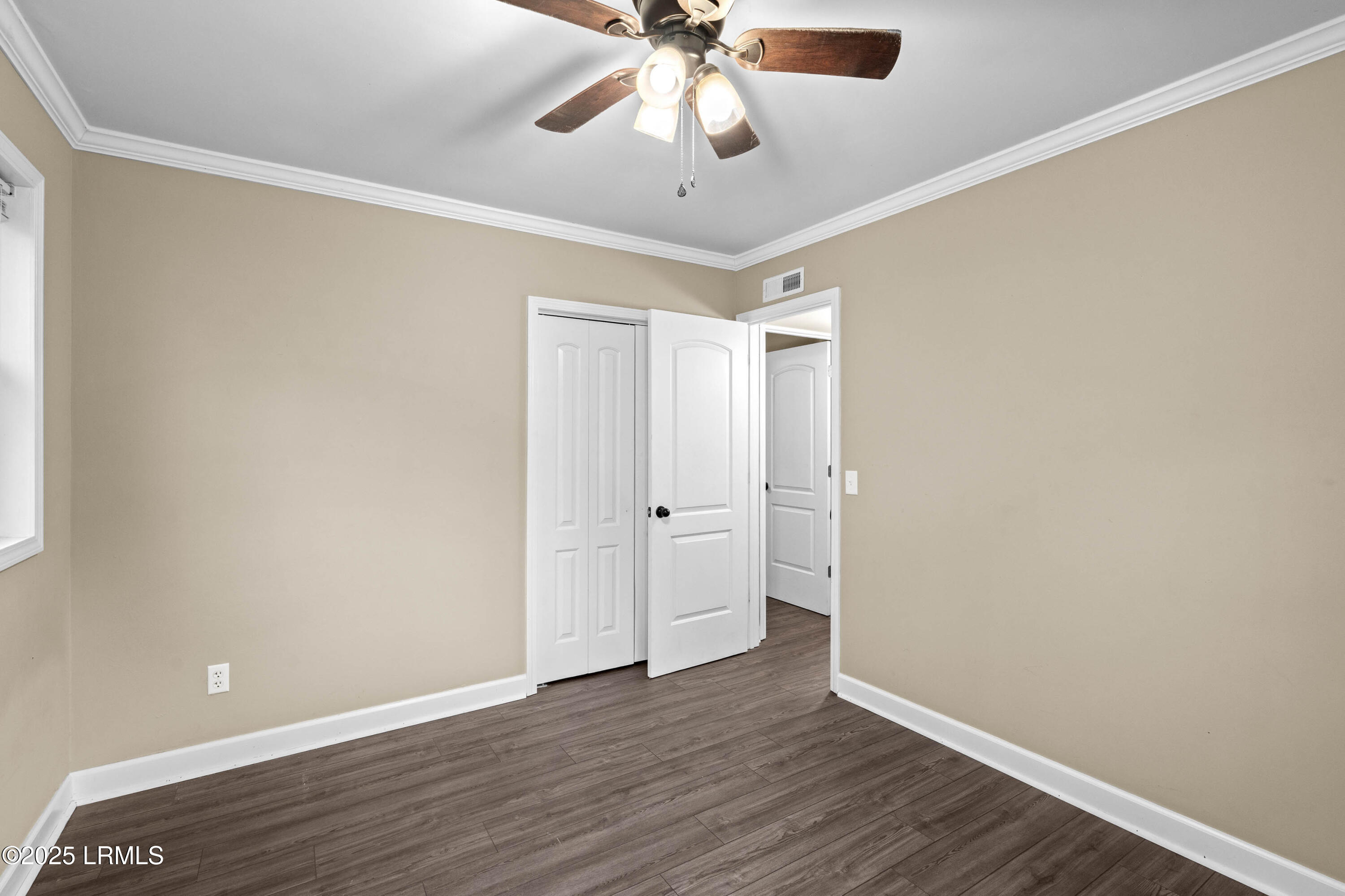 257 Shanklin Road Beaufort, SC 29906 - Photo 25 of 35 257 Shanklin-22