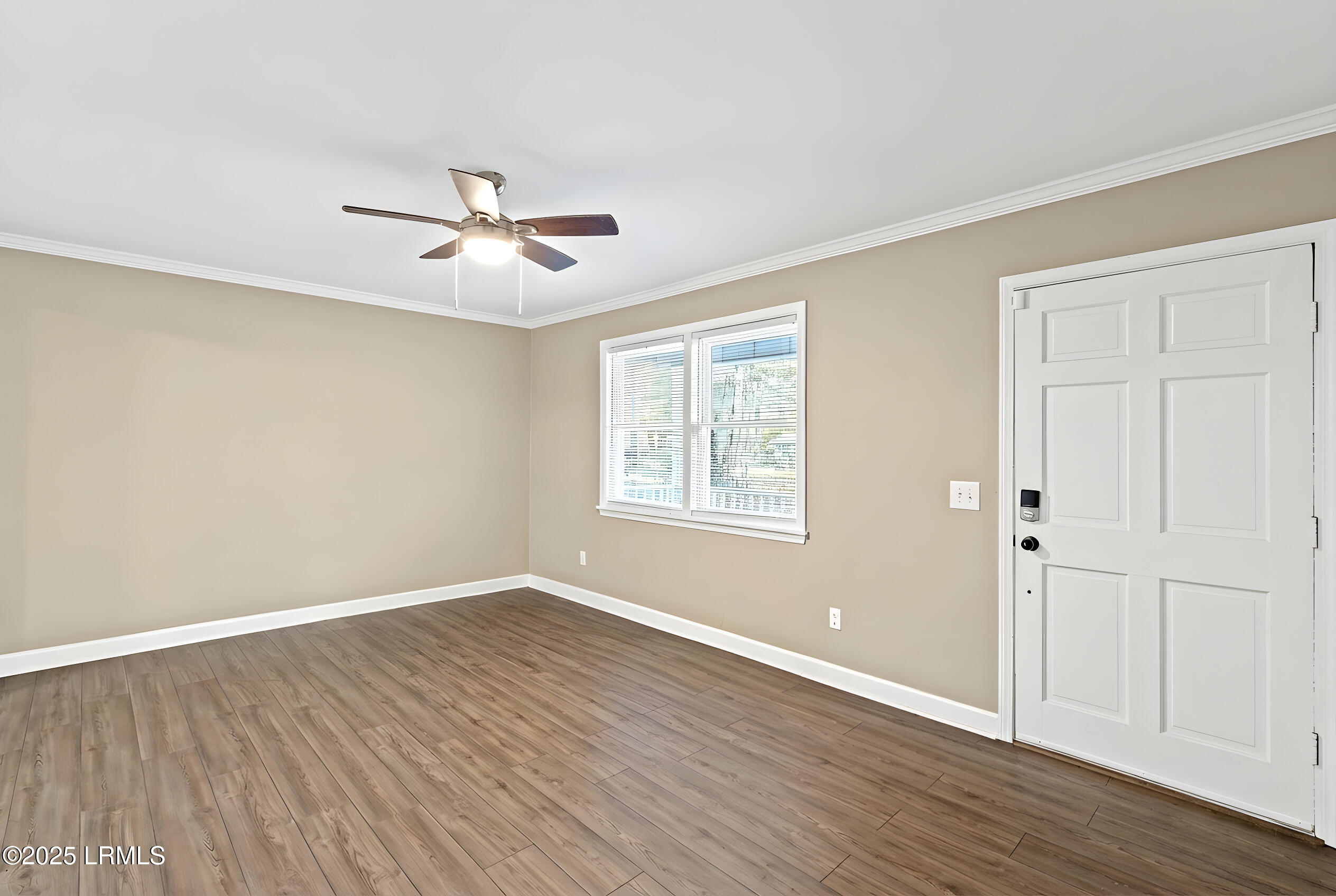 257 Shanklin Road Beaufort, SC 29906 - Photo 6 of 35 collov-ai_20251218140005_yys53t