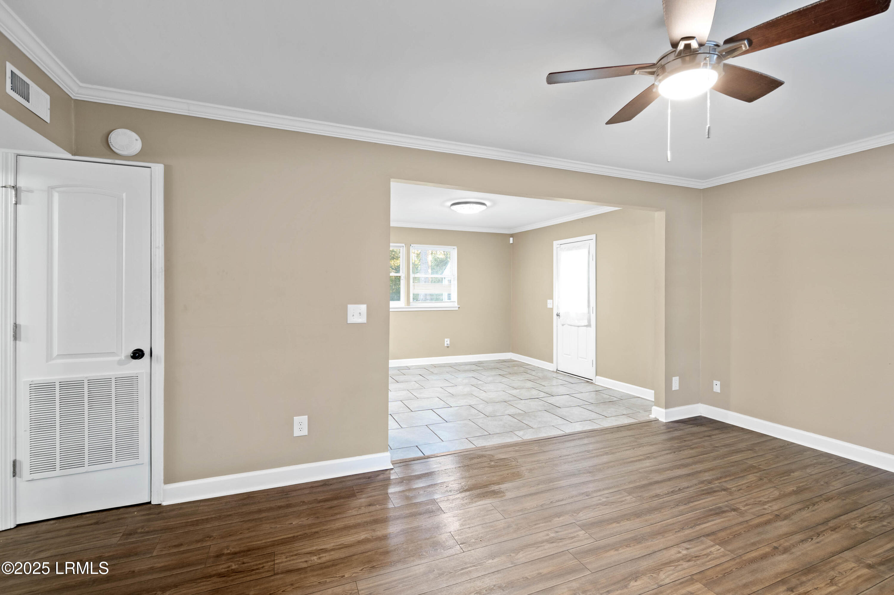 257 Shanklin Road Beaufort, SC 29906 - Photo 9 of 35 257 Shanklin-11