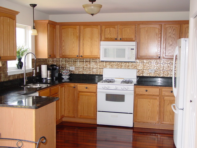 92 Kenilworth Court Romeoville, IL 60446 - Photo 5 of 21