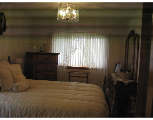122 Fulton Spring Road Medford, MA 02155 - Photo 3 of 6