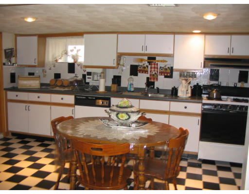 122 Fulton Spring Road Medford, MA 02155 - Photo 5 of 6