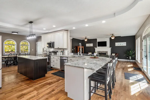 $750,000 | 15627 13 Mile Road, Battle Creek, MI 49014