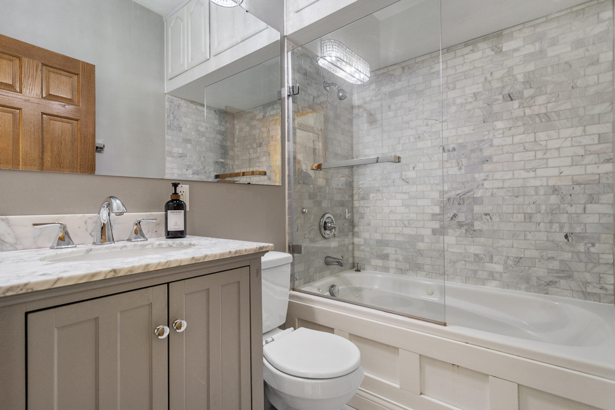 15627 13 Mile Road Battle Creek, MI 49014 - Photo 15 of 61 015_15627_13_mile_rd_battle_creek_mi_490