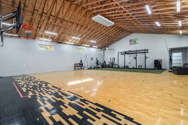 $750,000 | 15627 13 Mile Road, Battle Creek, MI 49014