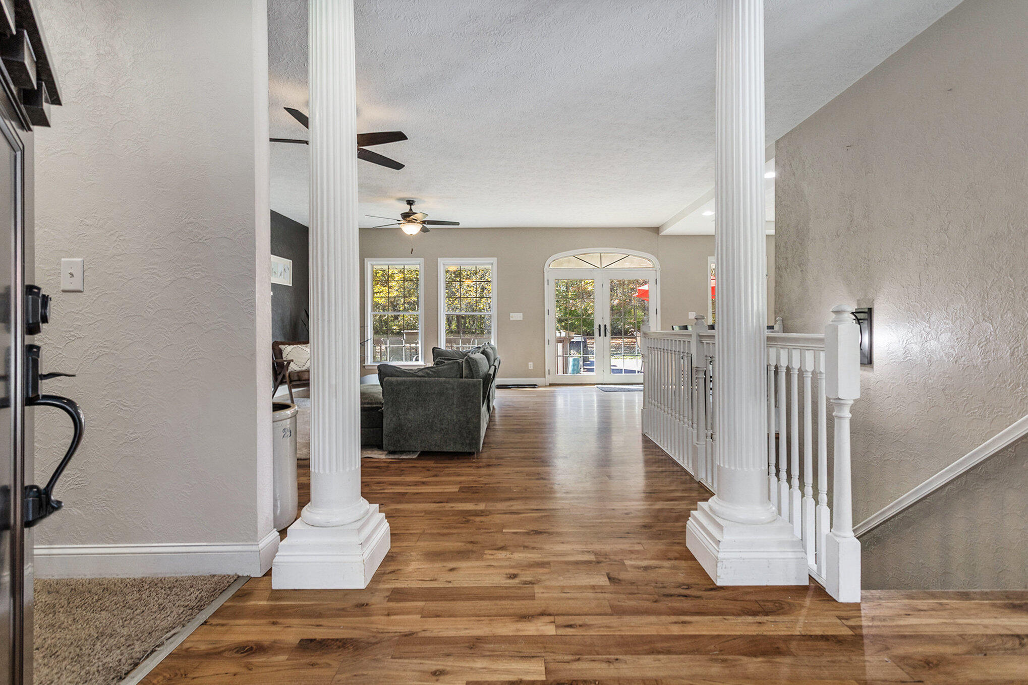 15627 13 Mile Road Battle Creek, MI 49014 - Photo 3 of 61 003_15627_13_mile_rd_battle_creek_mi_490