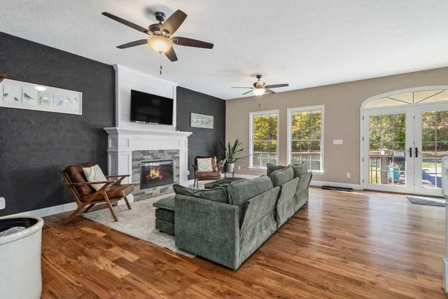 $750,000 | 15627 13 Mile Road, Battle Creek, MI 49014