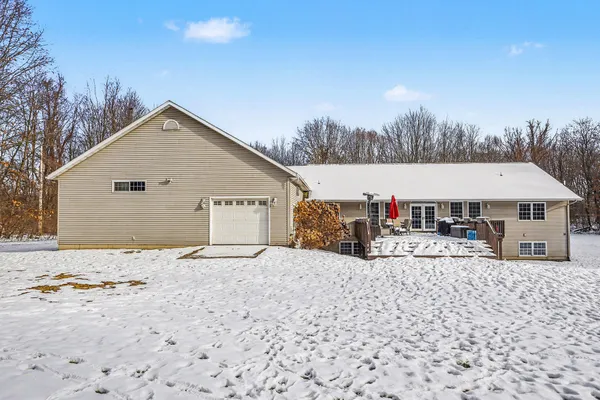 $750,000 | 15627 13 Mile Road, Battle Creek, MI 49014