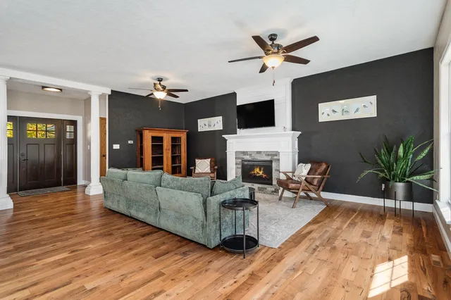 $750,000 | 15627 13 Mile Road, Battle Creek, MI 49014