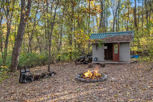 $750,000 | 15627 13 Mile Road, Battle Creek, MI 49014